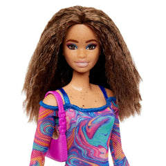 Barbie Fashionistas Doll #206 with Crimped Hair and Freckles, Wearing Rainbow Marble-Print Dress with Green Mules and Purse for Ages 3 Years & Up