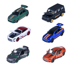 Majorette Auto Mercedes-AMG Deluxe - Metal Toy Car with Collection Box & Opening Parts for Kids & Collectors Styles & Design May Vary - Only 1 Model Included