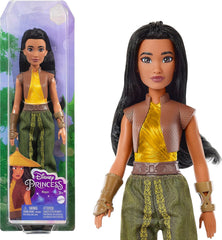 Disney Princess Raya Posable Fashion Doll with Sparkling Clothing and Accessories for Kids Ages 3+
