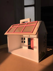 Kiddies Kingdom Pop's Pool side villa - Mini dollhouse Imaginative Play For Ages 3 and Above