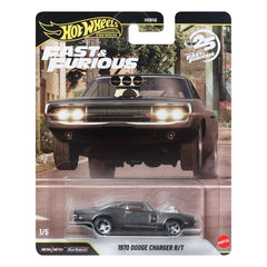 Hot Wheels Premium Car Fast & Furious 1970 Dodge Charger R/T, 1:64 Scale Die-Cast Car for Collectors