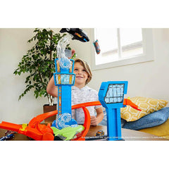 Hot Wheels Jet Jump Airport Play Set