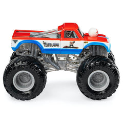 Monster Jam 1: 64 Single Pack- Cyclops for Boys 5+
