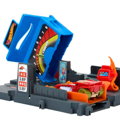 Hot Wheels City Gas Station Playset with 1 Car, Connects to Other Sets, Car-Activated Features