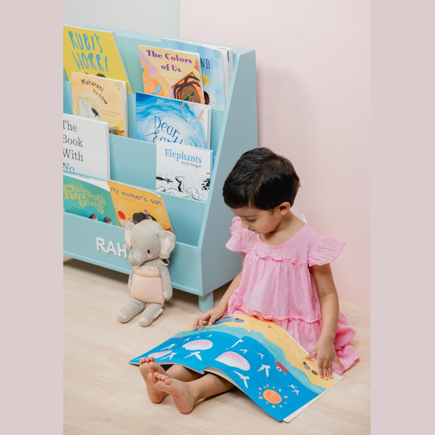 Kiddies Kingdom Mini Library with Elevation Organisers For Ages 3 and Above