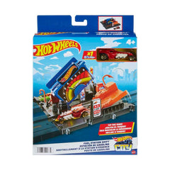Hot Wheels City Gas Station Playset with 1 Car, Connects to Other Sets, Car-Activated Features