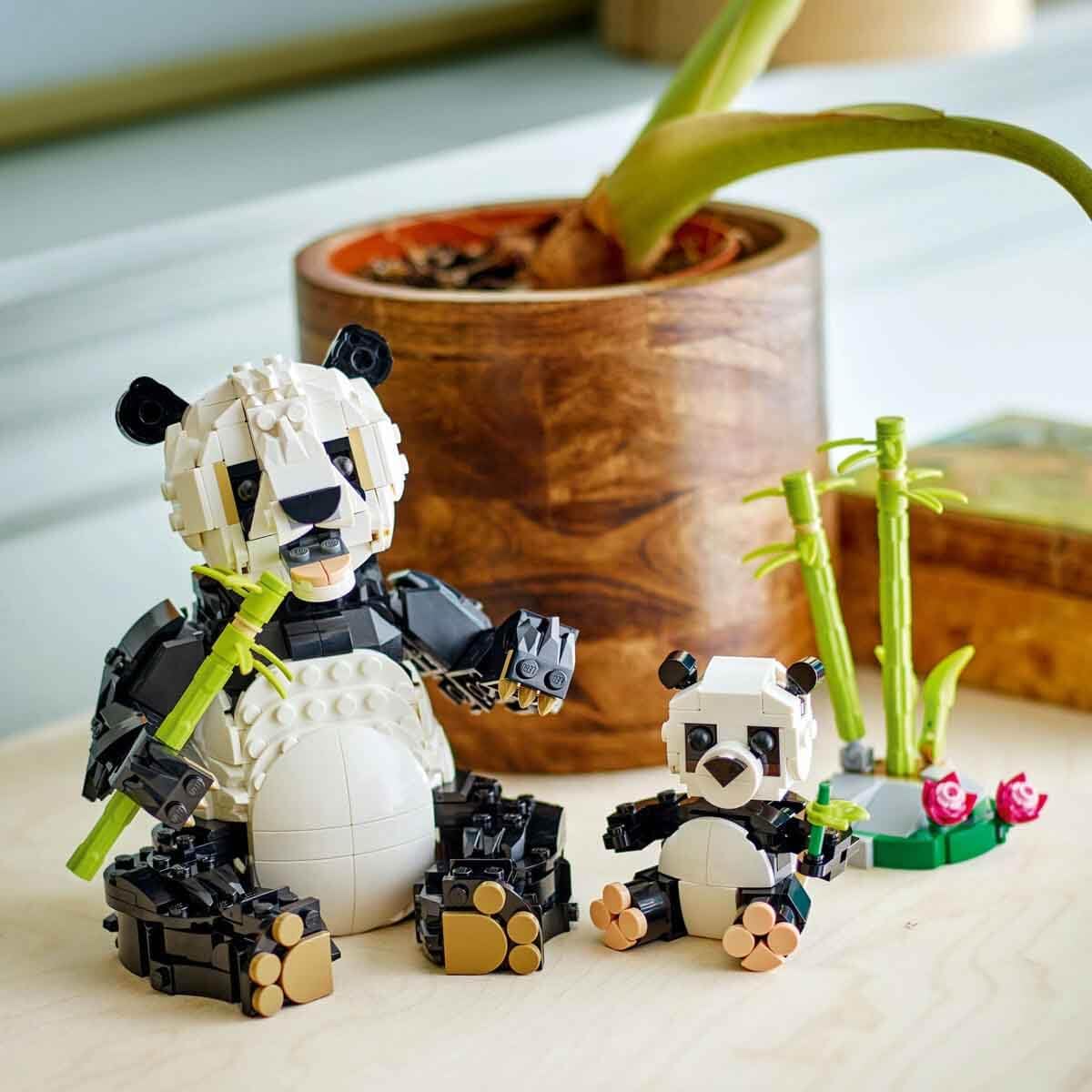 LEGO Creator 3in1 Wild Animals Panda Family Toy Building Kit For Ages 8+