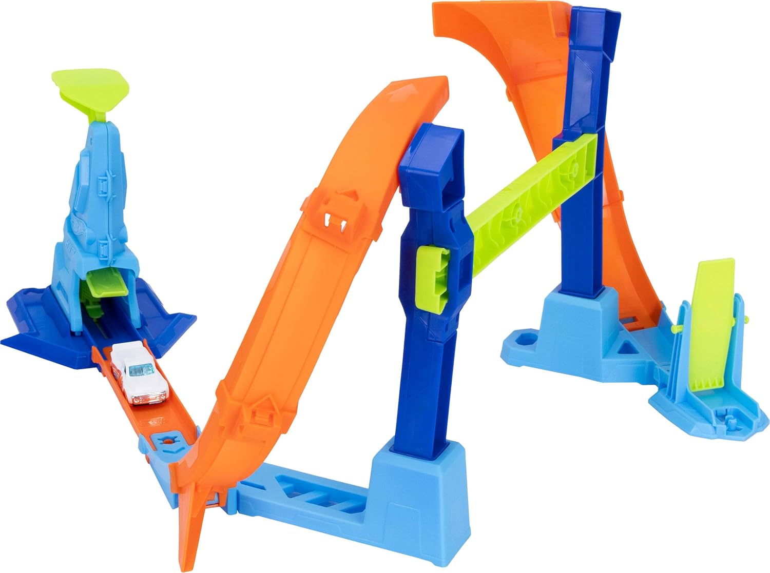 Hot Wheels Toy Car Track Set, Flip & Jump Through the Corkscrew Loop with a 1:64 Scale Toy Car, Speed Snap Track & Adapters, Compresses for Storage