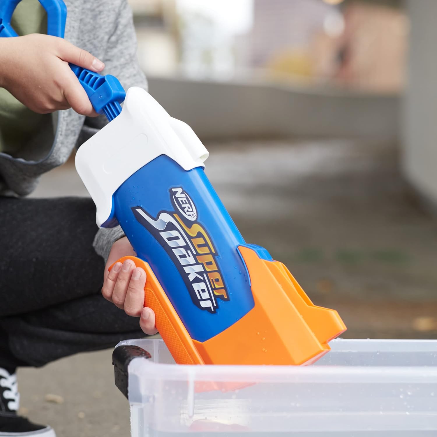 Nerf Super Soaker Rainstorm Water Blaster for Holi - Easy Fill and Blast - Large 650Ml Water Tank - for Drenching Water Blast Games On Holi Festival, Branded Toy Pichkari for Kids 6+