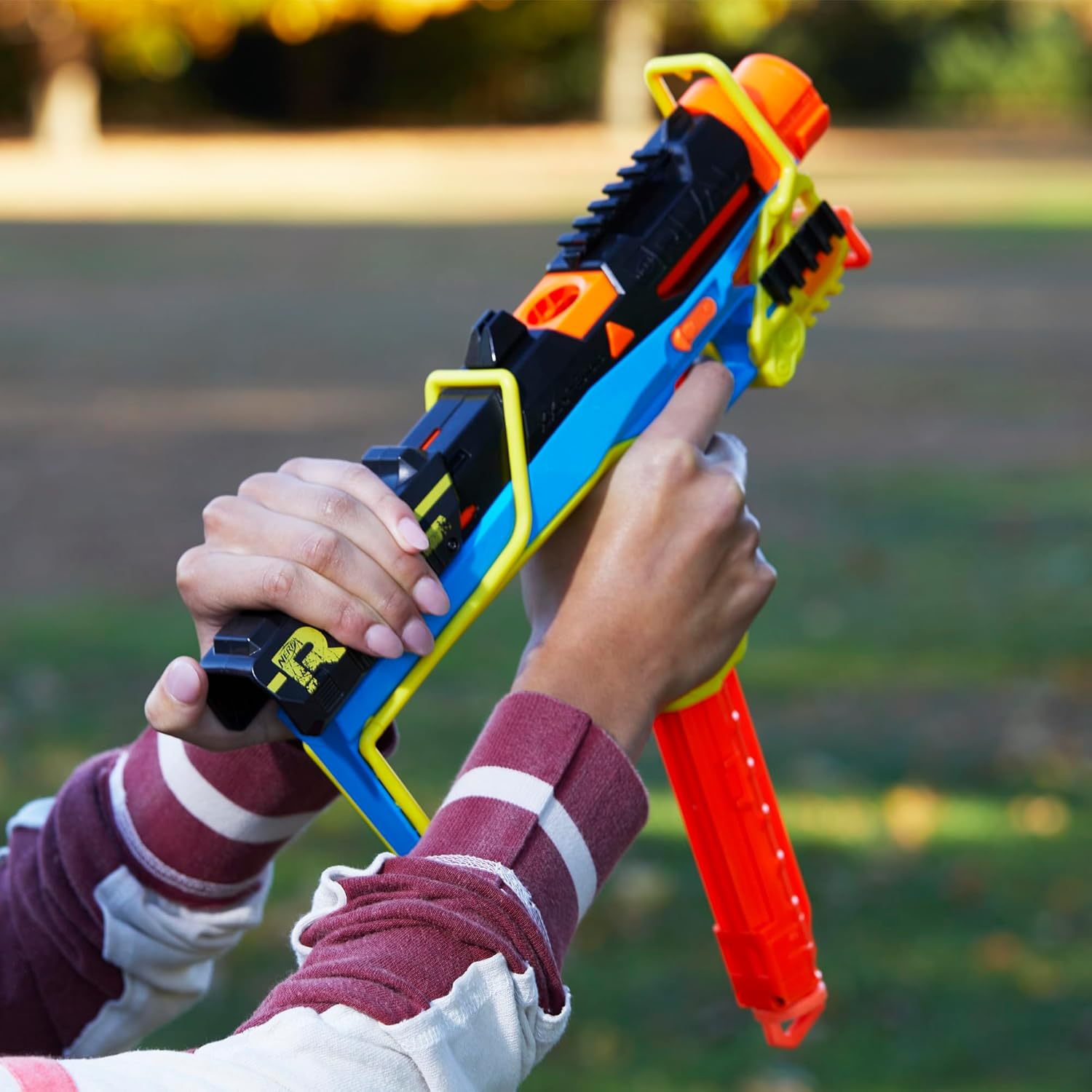 Nerf Rival Mirage XXIV-800 Blaster, 10 Nerf Rival Accu-Rounds, 2 Ways to Load, 8 Round Removable Magazine, Pump Action Priming, Gifts for Kids Ages 14+