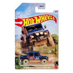 Hot Wheels Desert Rally Racing Series 15 Land Rover Defender Double Cab 1:64 Scale Car for Collectors