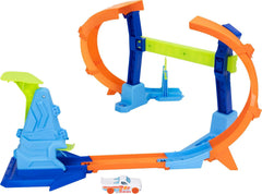 Hot Wheels Toy Car Track Set, Flip & Jump Through the Corkscrew Loop with a 1:64 Scale Toy Car, Speed Snap Track & Adapters, Compresses for Storage