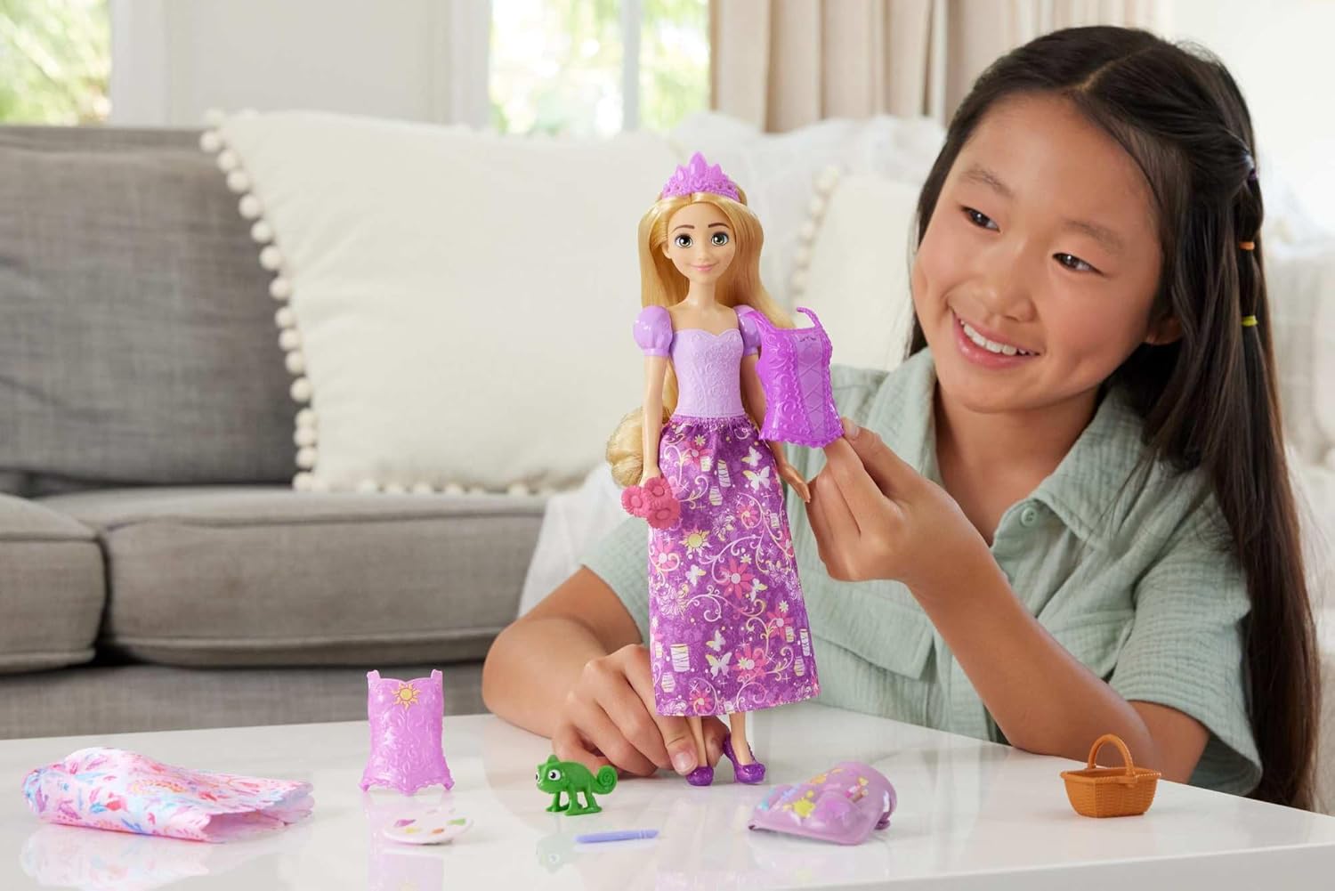 Disney Princess 2-In-1 Stories Rapunzel Fashion Doll With 2 Snap-On Bodices, 2 Skirts & 9 Accessories For Kids Ages 3+