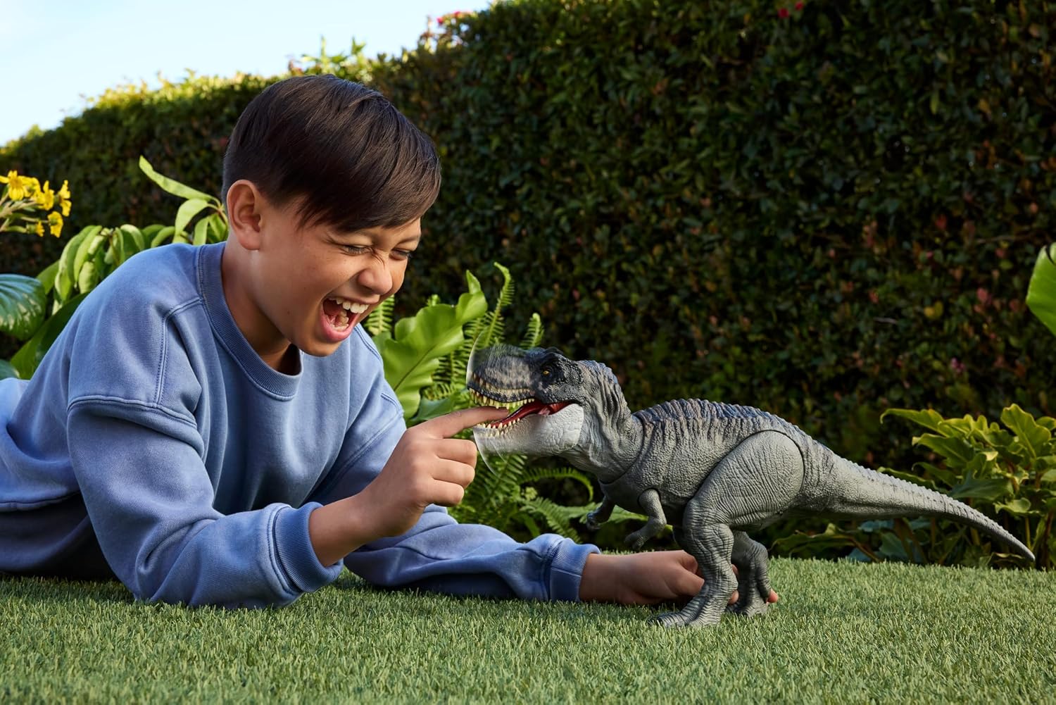 Jurassic World Rebirth Power Devour Tyrannosaurus Rex Dinosaur Figure with Tongue Activated Constant Chomp, Lights & Sounds, Digital Play