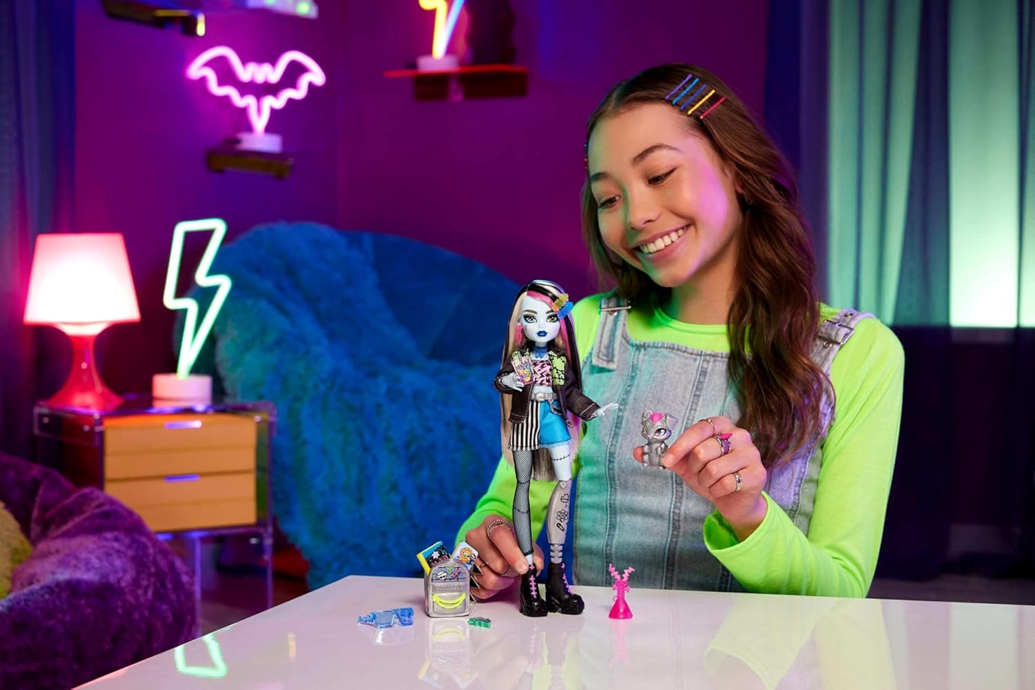 Monster High Frankie Stein Doll with Watzie Pet with Accessories for Kids Ages 4+
