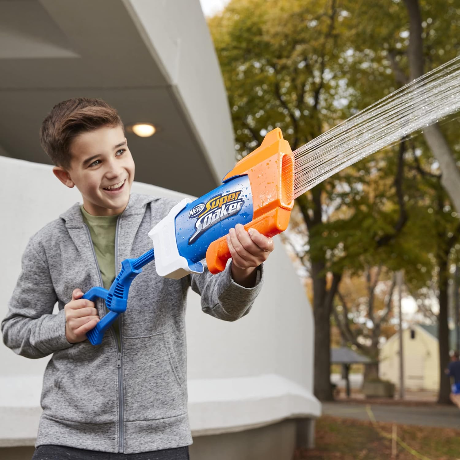 Nerf Super Soaker Rainstorm Water Blaster for Holi - Easy Fill and Blast - Large 650Ml Water Tank - for Drenching Water Blast Games On Holi Festival, Branded Toy Pichkari for Kids 6+