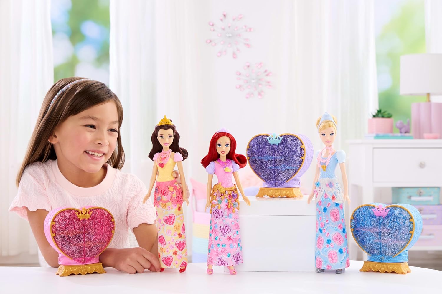 Disney Princess Jewel Reveal Cinderella Fashion Doll with 8 Surprises Including Gem Box & Accessories for Kids Ages 3 Years & Up