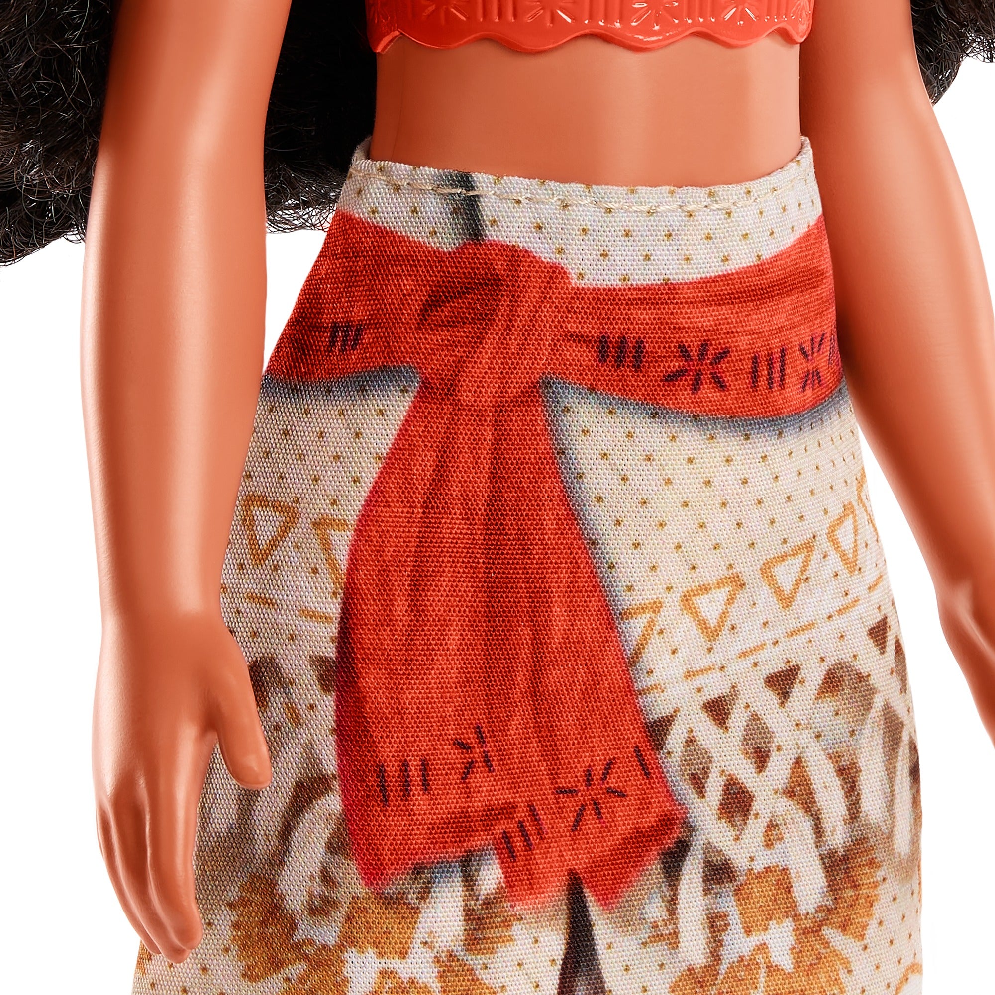 Disney Princess Posable Moana Fashion Doll with Clothing and Accessories Inspired by the Disney Movie for Kids Ages 3+