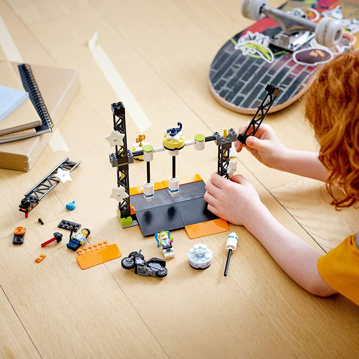 LEGO City Stunz The Knockdown Stunt Challenge Building Kit for Ages 5+ - FunCorp India