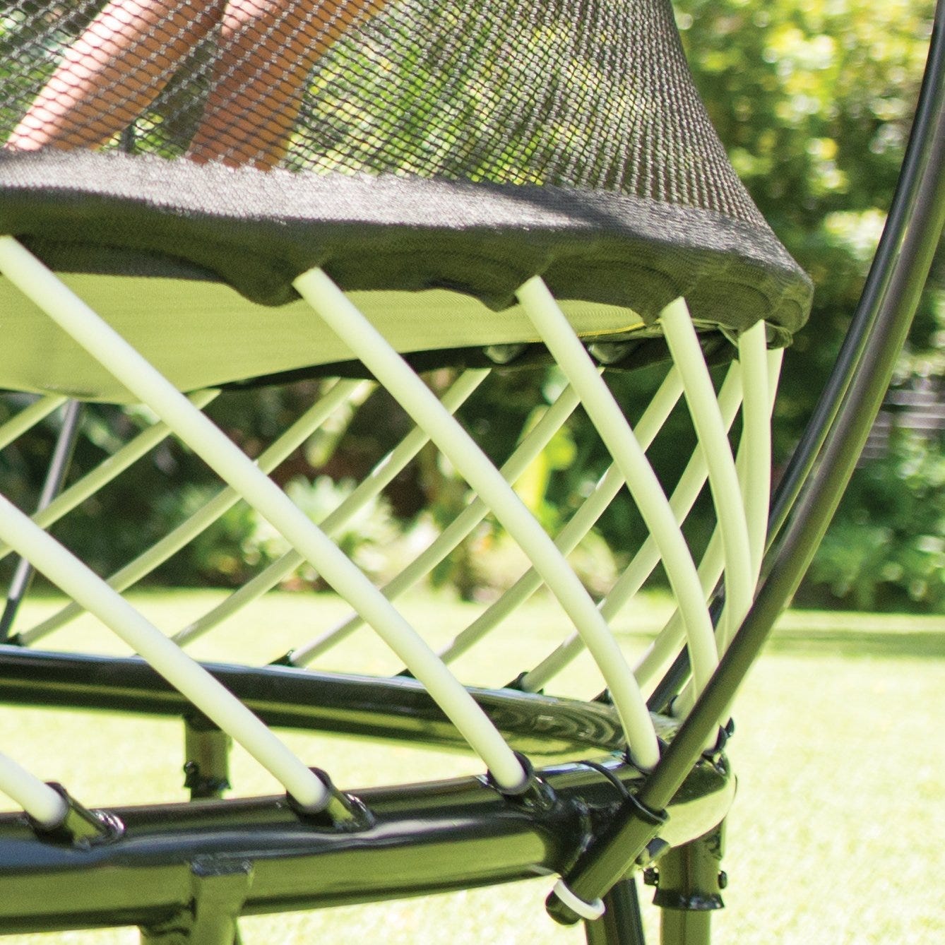 Springfree Compact Round Trampoline With Enclosure - Outdoor Trampoline Activity Toy