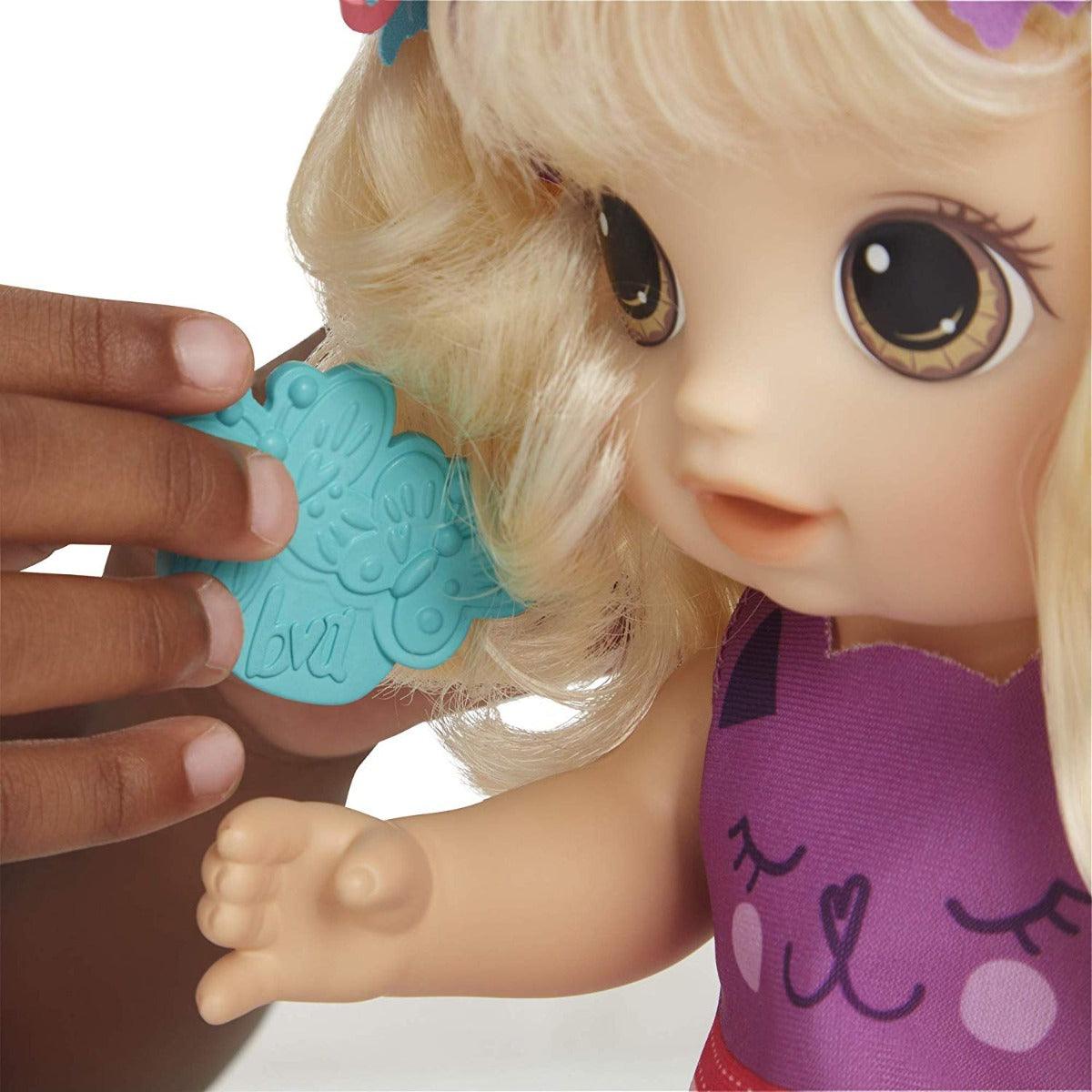 Baby Alive Snip ‚Äö√Ñ√≤n Style Baby Blonde Hair Talking Doll with Bangs That Grow, Then Get Shorter