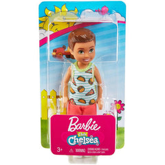 Barbie Chelsea Boy, Latino