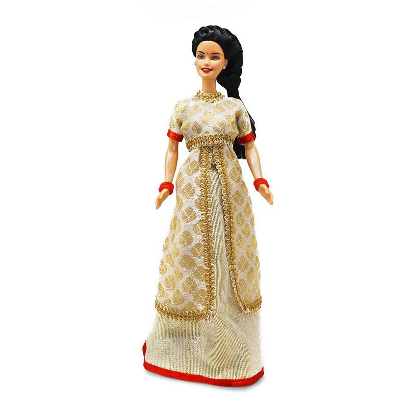 Barbie in India New Visits Taj Mahal