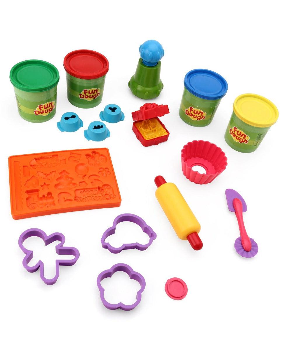 Funskool Fundough Cupcake Party Cutting and Mouding Playset for Ages 3 Years and Up