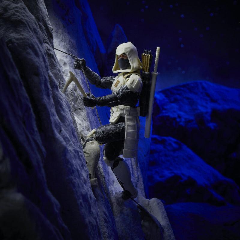 G.I. Joe Classified Series Arctic Mission Storm Shadow Action Figure 14 Premium Toy with Accessories 6-Inch-Scale with Custom Package Art