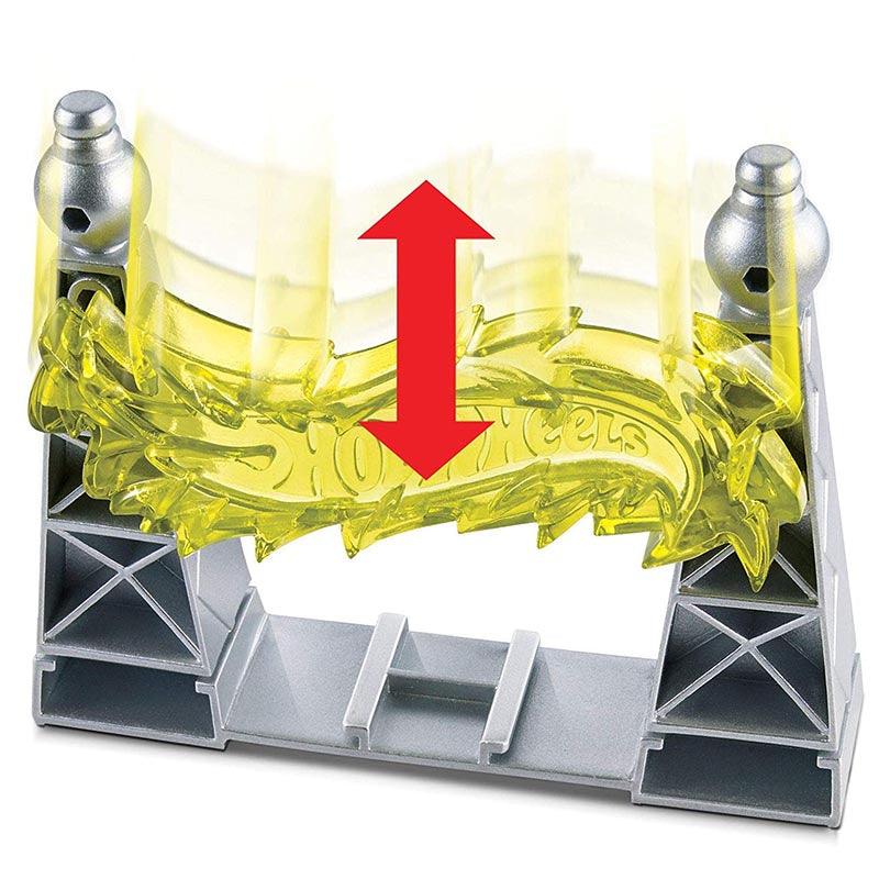 Hot Wheels Action Set Electric Tower Jump Over The Bolt of Electricity
