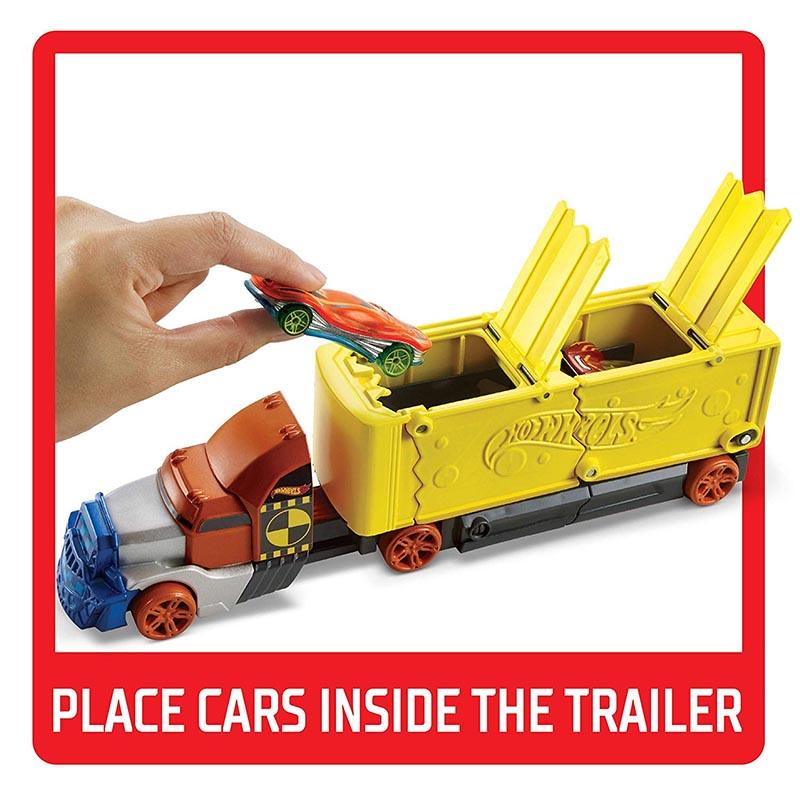 Hot Wheels Crashing Rig