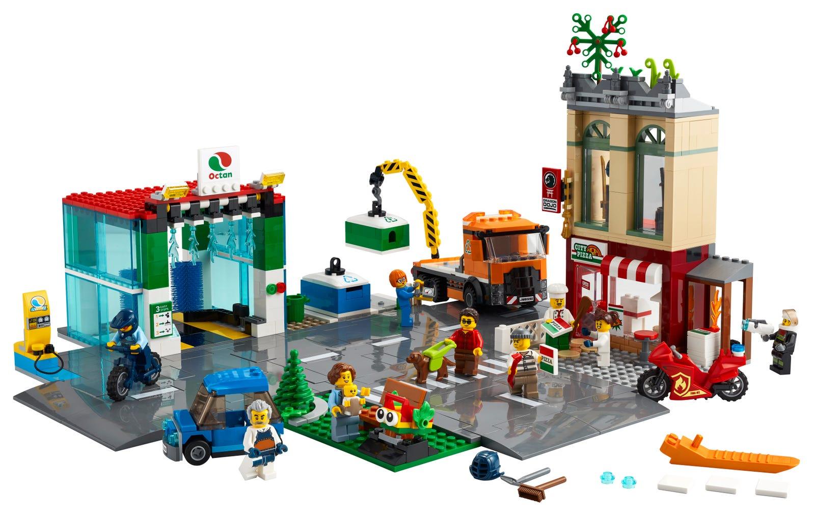 LEGO City Town Center