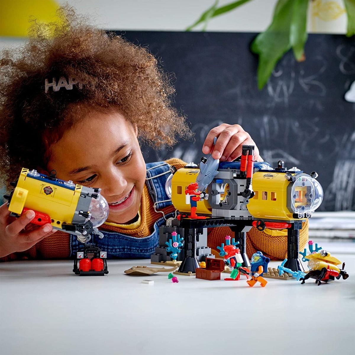 LEGO City Ocean Exploration Base