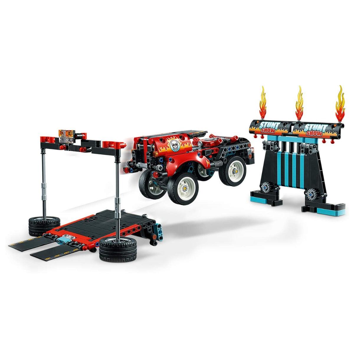 LEGO Technic Stunt Show Truck Bike For Ages 8+1
