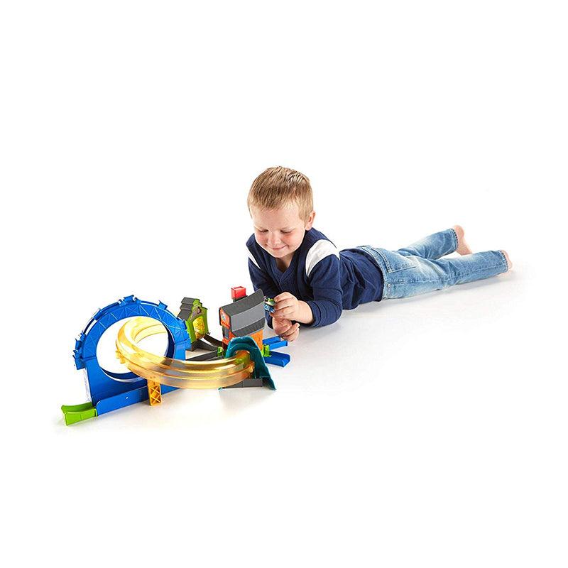 Thomas & Friends MINIS Train, Boost 'n Blast Stunt Set