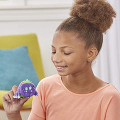 Yellies! Wiggly Wriggles Voice-Activated Spider Pet